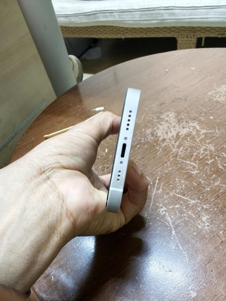 iPhone 12 - 8