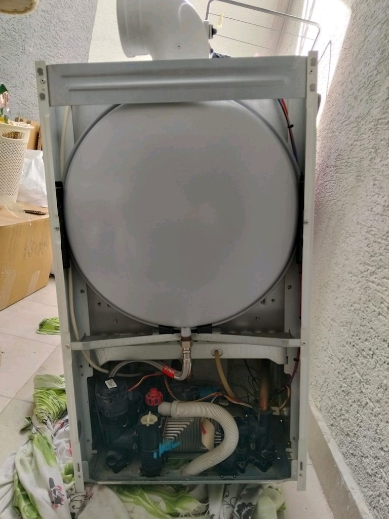 SAHİBİNDEN TAMİRSİZ ORJİNAL BOSH CLASS 2000 W HERMETİK KOMBİ - 8