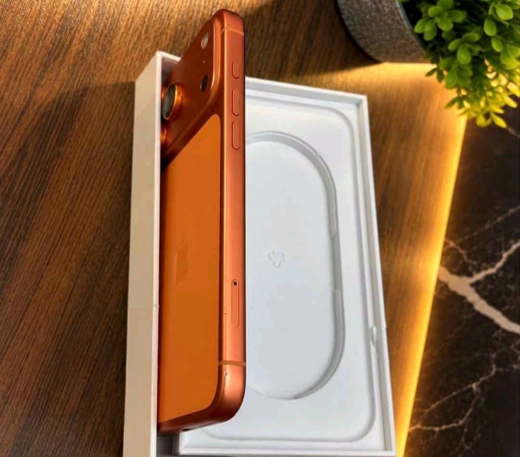 İPHONE 17 PROMAX 512 GB - 4