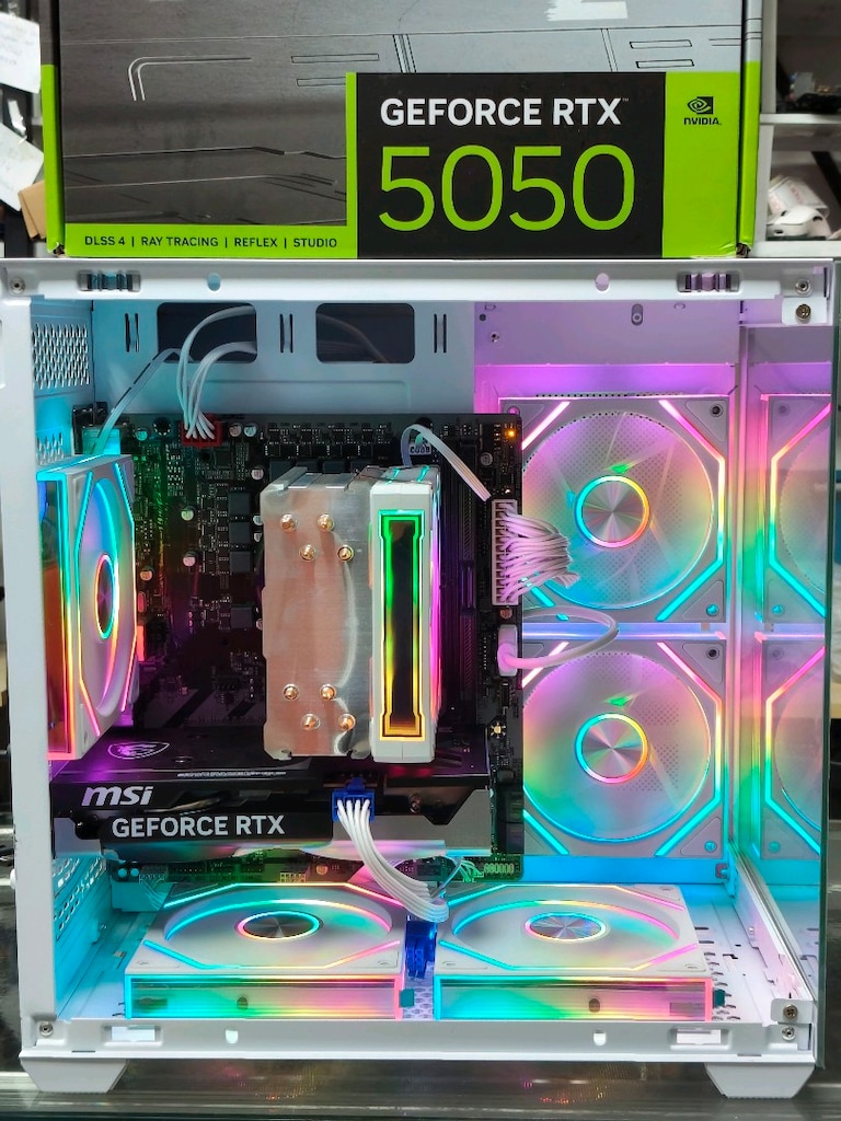 8GB RTX 5050 ULTRA 5 225F 16GB DDR5 RAM 1TB M2SSD 600W AKVARYUM KASA - 6