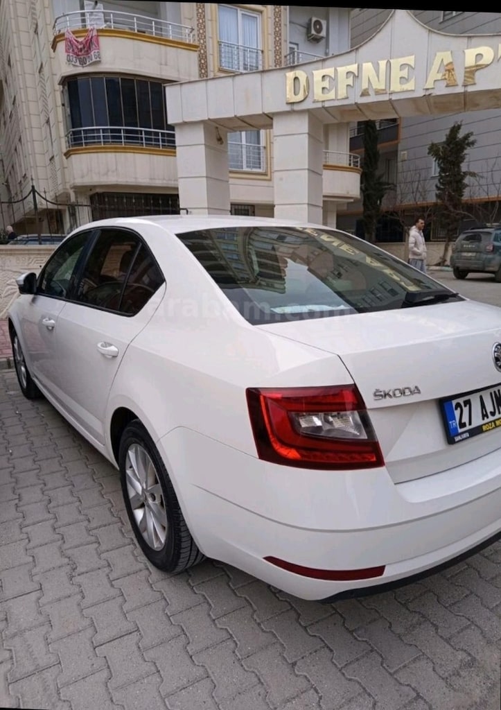Memur arabası...Octavia Style 2017 Model Style Cr. - 3