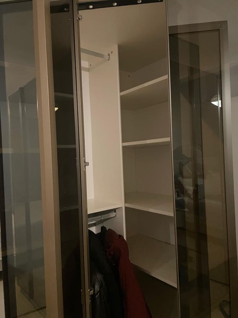 6 kapaklı camlı gardrop - 2