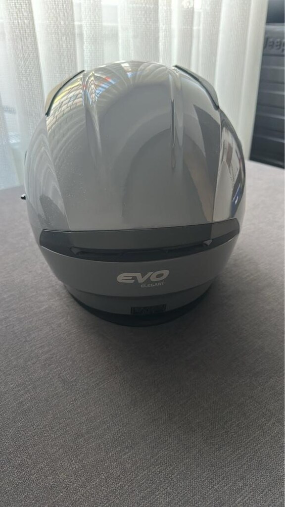 M Beden Evo Elegant Gri Renk Kapalı Kask - 2