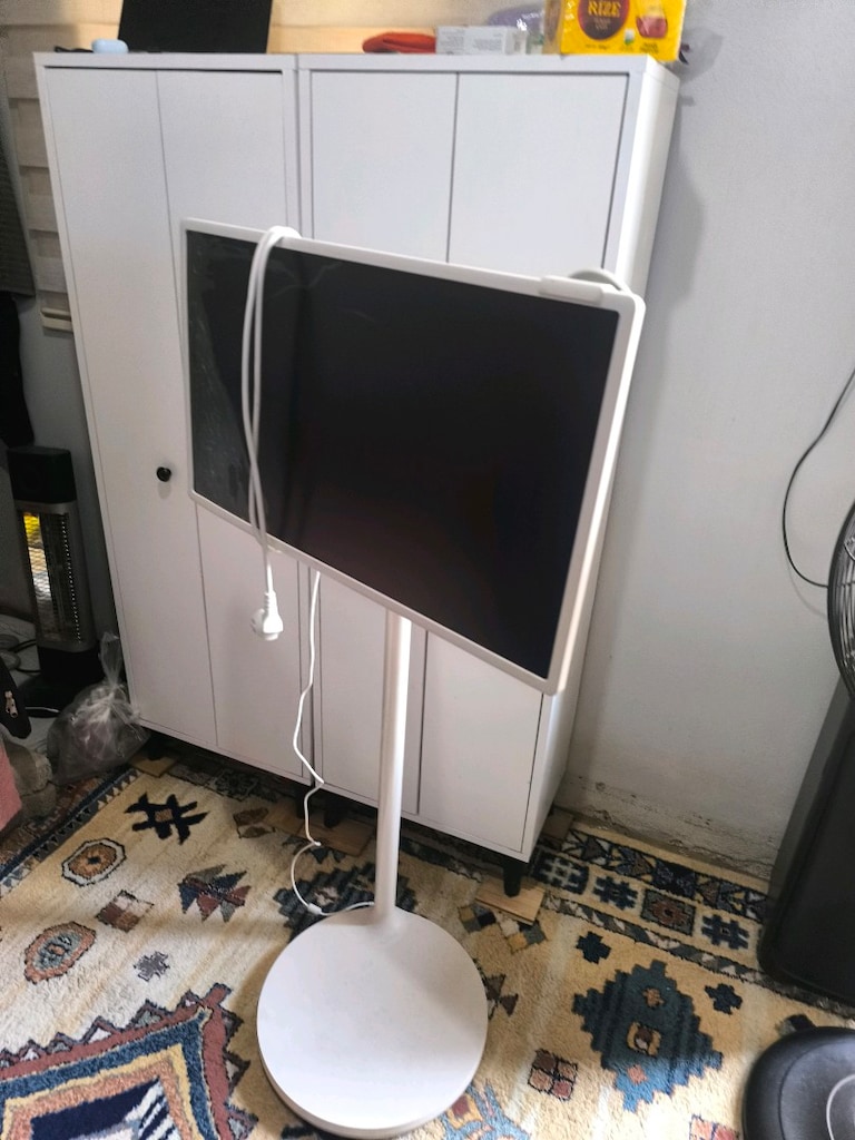 LG TV - 9