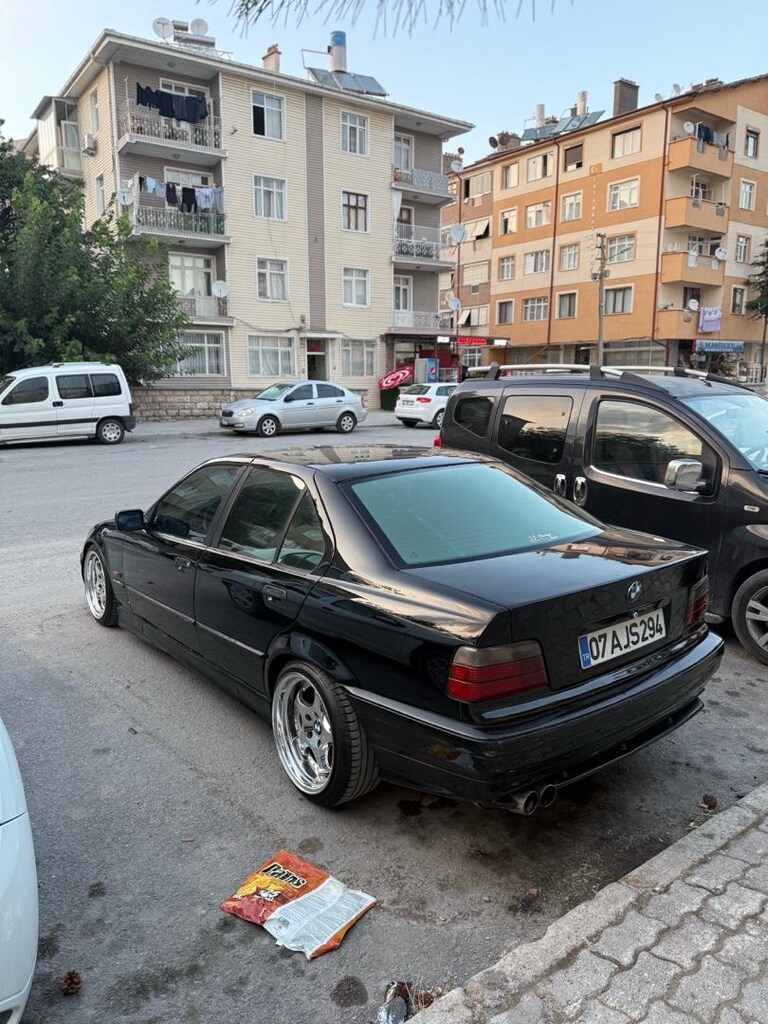 e36 320i M52B28 - 3