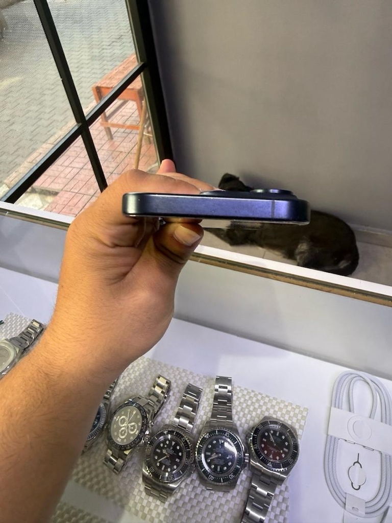 İPHONE 15 PRO 128GB YD 79 - 5