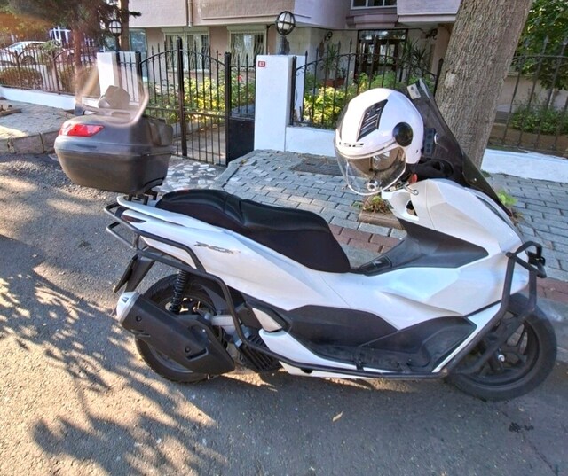 P C X. 2022 MODEL 125LİK 10BİNDE ARKA LASTİK SIFIR 2026DOT