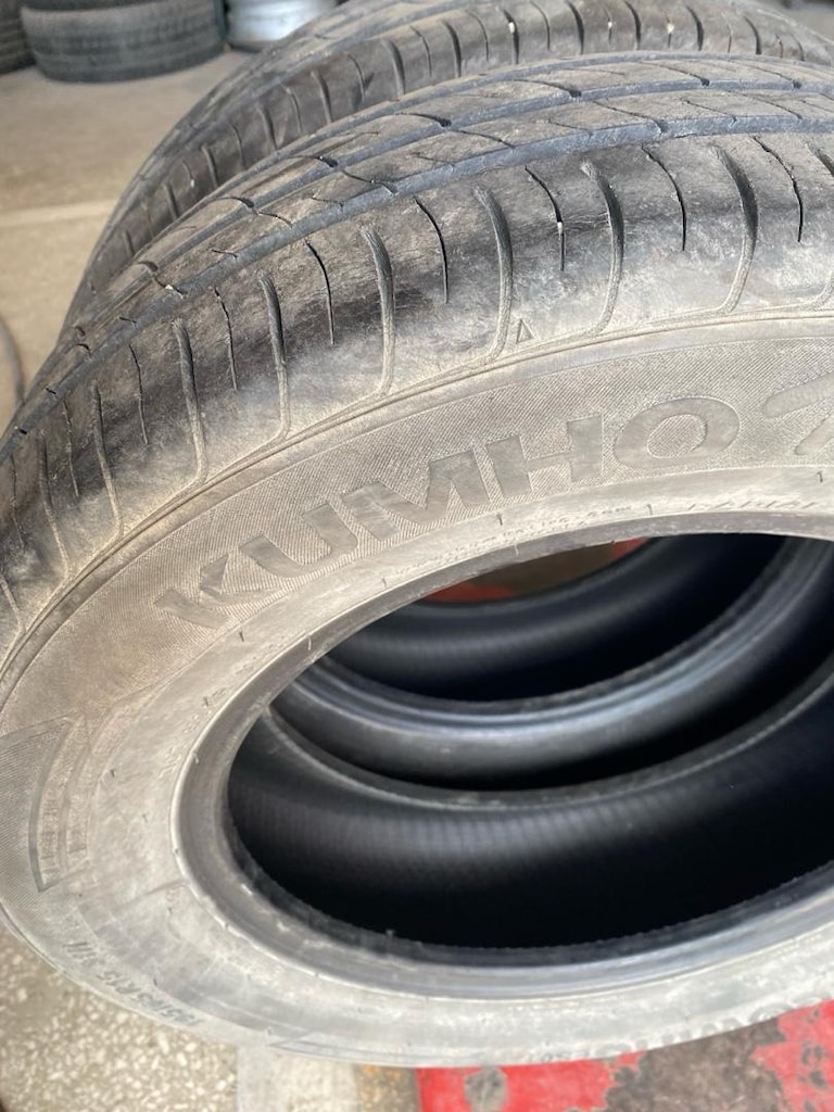195 65 15 KUMHO - 3