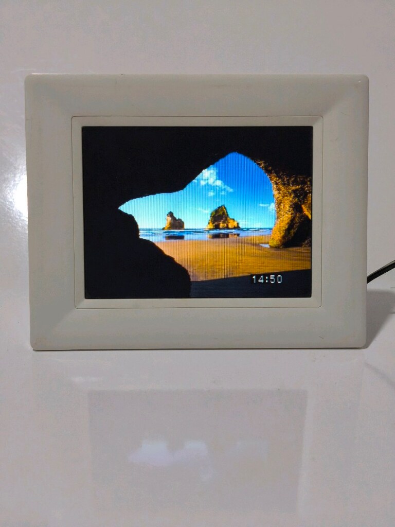 Philips 5,6" Dijital Resim Çerçevesi - 4