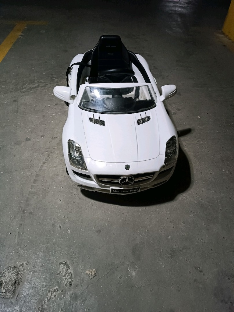 KRAFT MERCEDES SLS AMG 12 V AKÜLÜ ARABA