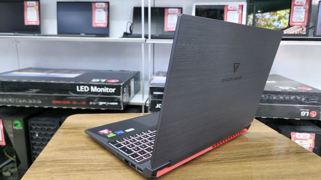 ABT BİLİŞİM – Excalibur G870 i7-13620H 32 GB RAM 1 TB M.2 165 Hz - 8