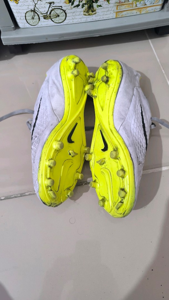 43 numara Nike haypervenom orijinal krampon - 2