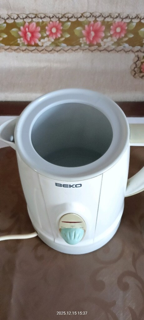 Beko BKK1108 Çay Makinesi çok temiz sorunsuz pırıl pırıl makine demlik - 4