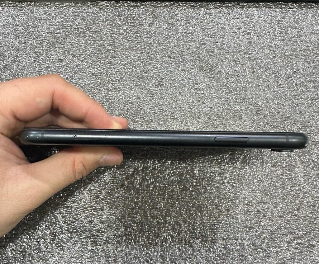 I Phone Xr 64 Gb - 7