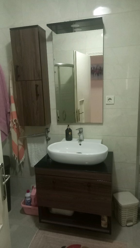 banyo dolabi, lavabo dahil degil - 2