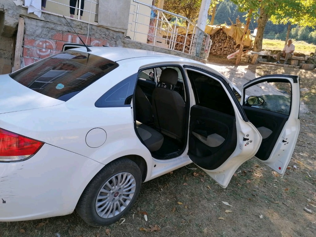 fiyat Linea temiz bakımlı düşük km - 2