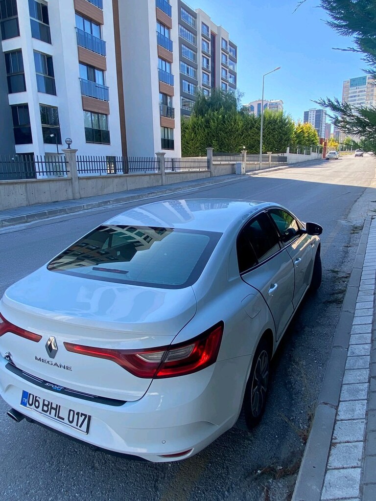 SATILIK DEĞİŞENSİZ BOYASIZ KAYITSIZ 1.6 BEZİN LPG Lİ MEGANE 4 - 10
