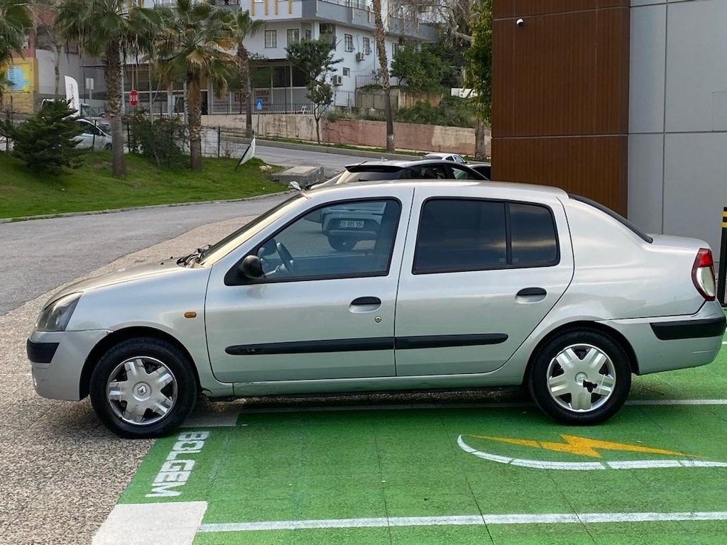 2005 CLIO 1.4 alize benzin& LPG - 6