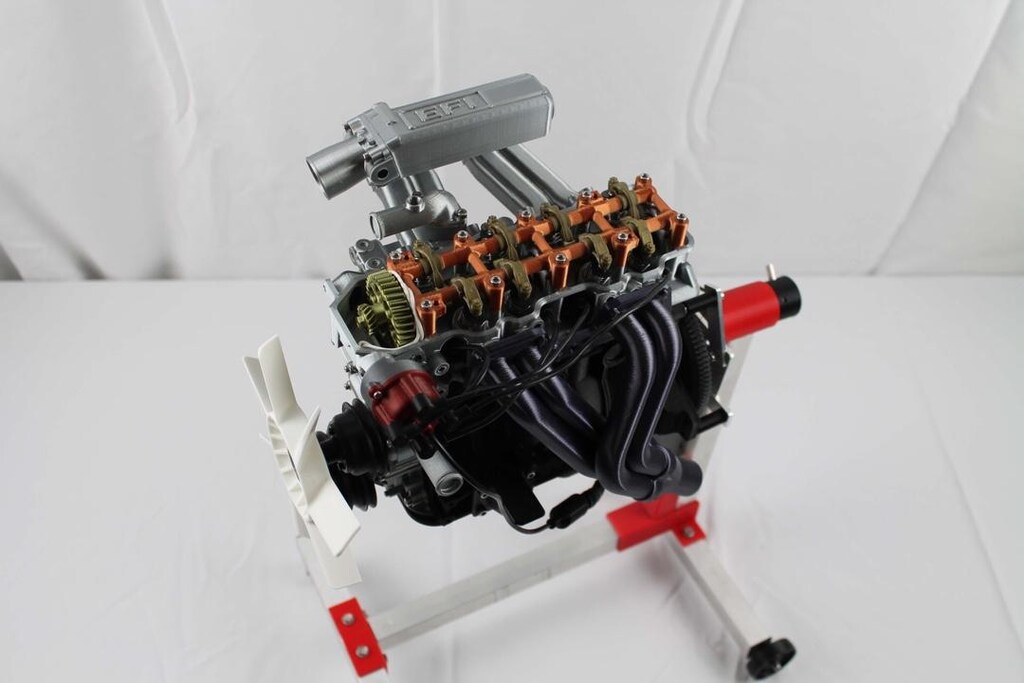 Diecast Motor Modeli 4 Pistonlu Hareketli - 4