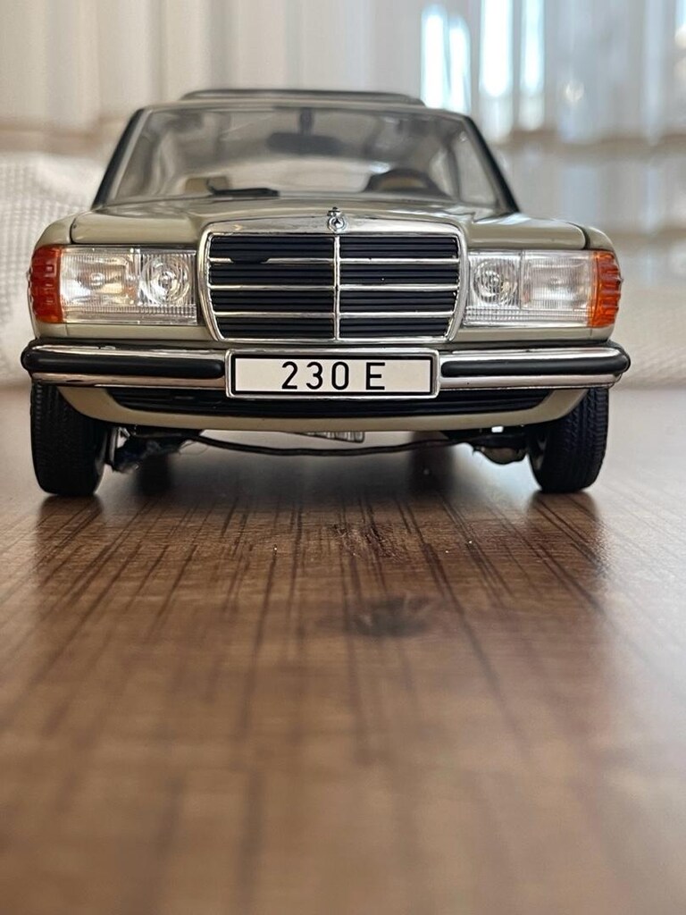 1.18 Revell Mercedes W123 Göründügü gibi Uygun Fiyata - 7