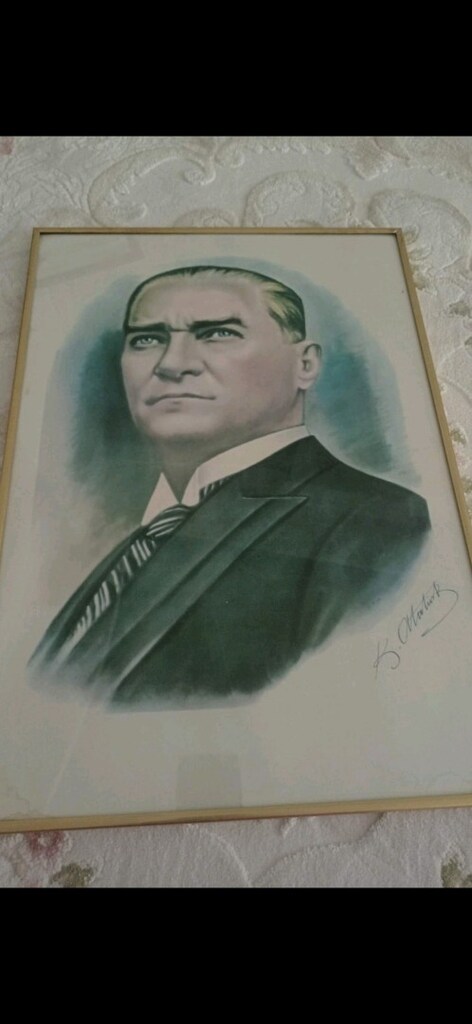 mustafa kemal camli portresi olcu 35 .50 - 2