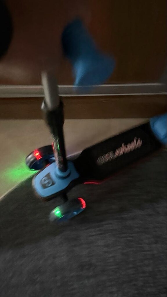 Çocuk scooter ışıklı teker boy ayarlı - 4