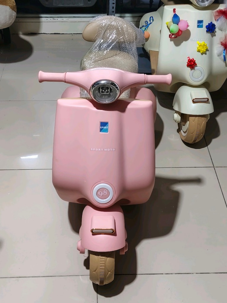 VESPA'LARDA KAMPANYA ORTA BOY 11500 BÜYÜK 22500 AKÜLÜ ARABA SCOOTER - 11