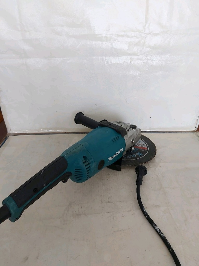 makita 230luk taşlama - 4
