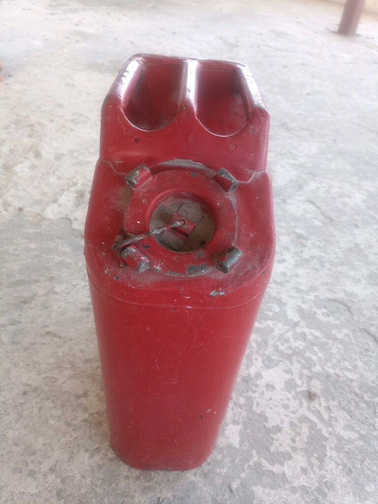Metal Yakıt Bidonu - 4