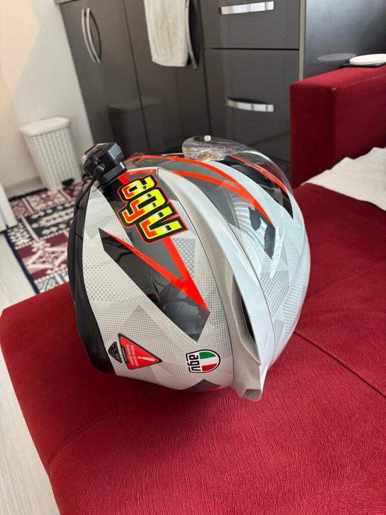 Agv K1S + Nukro S3 interkom. - 3