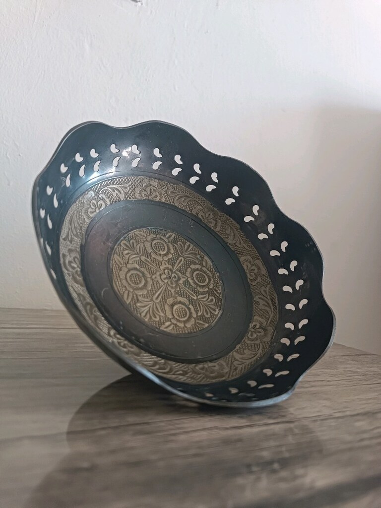 Vintage Pirinç İşlemeli Dekoratif Kase / Sunumluk" - 2