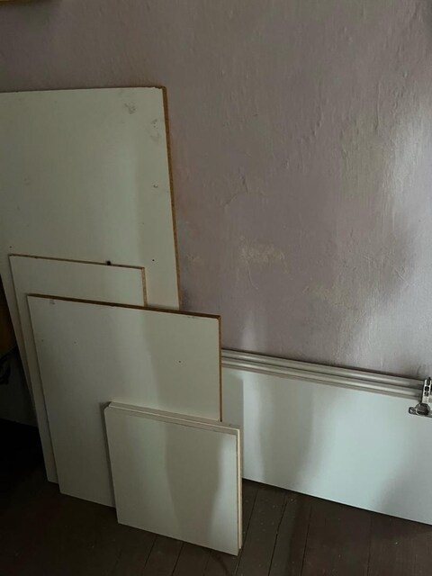 gardolab+yatak+4 yeni halı)+tek kişilik baza+4 adet jaluzi