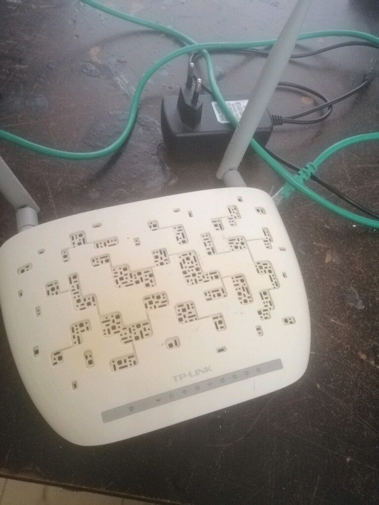 TP link. modem.2adet. - 7