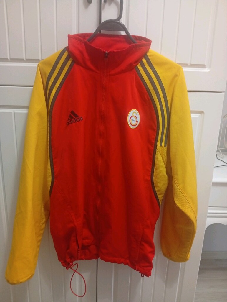 Orjinal Galatasaray alt üst adidas eşofman takımı