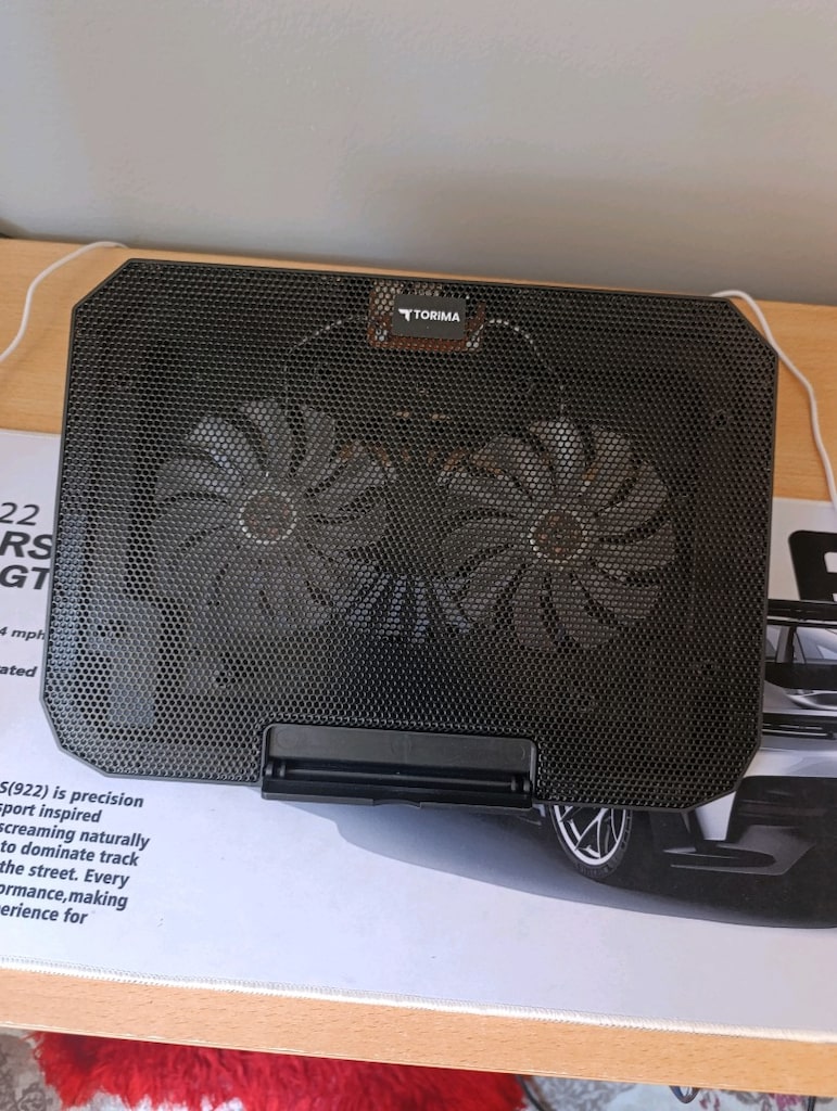 Asus Laptop - 8