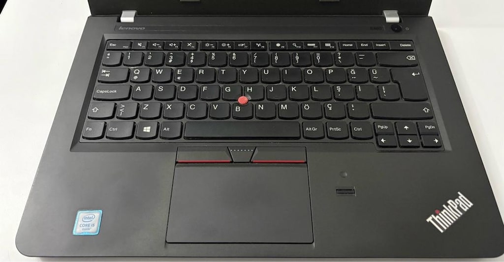LENOVO THİNKPAD E560 MODEL İ5-6200U 6.NESİL 8 GB RAM - 4