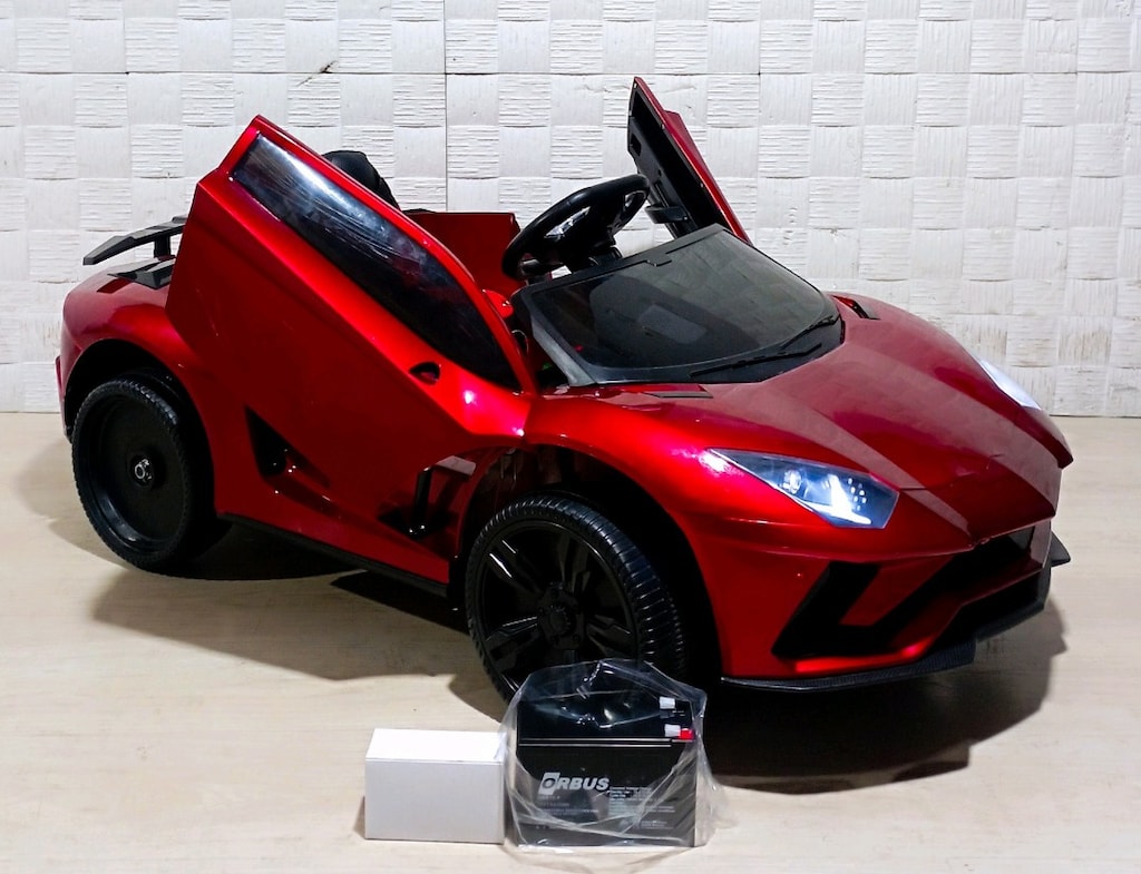 Akülü araba lisans lı Lamborghini aküsü sıfır paketinde 4*4 motorlu - 2