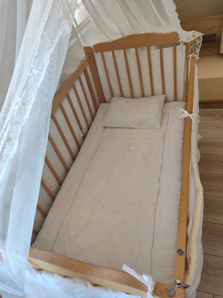 Sıfır ayarında Ahşap Beşik - 3
