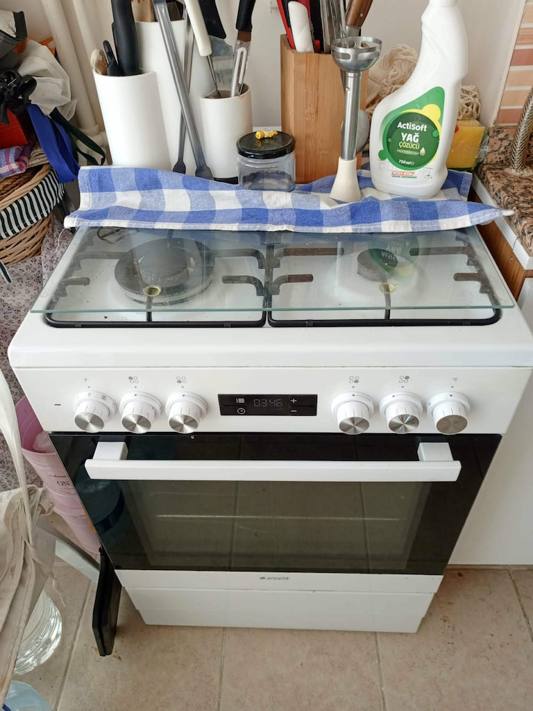 ARÇELİK MARKA TURBO FIRIN SIFIR AYARINDA ÇOK AZ KULLANILDI 12000 TL - 4