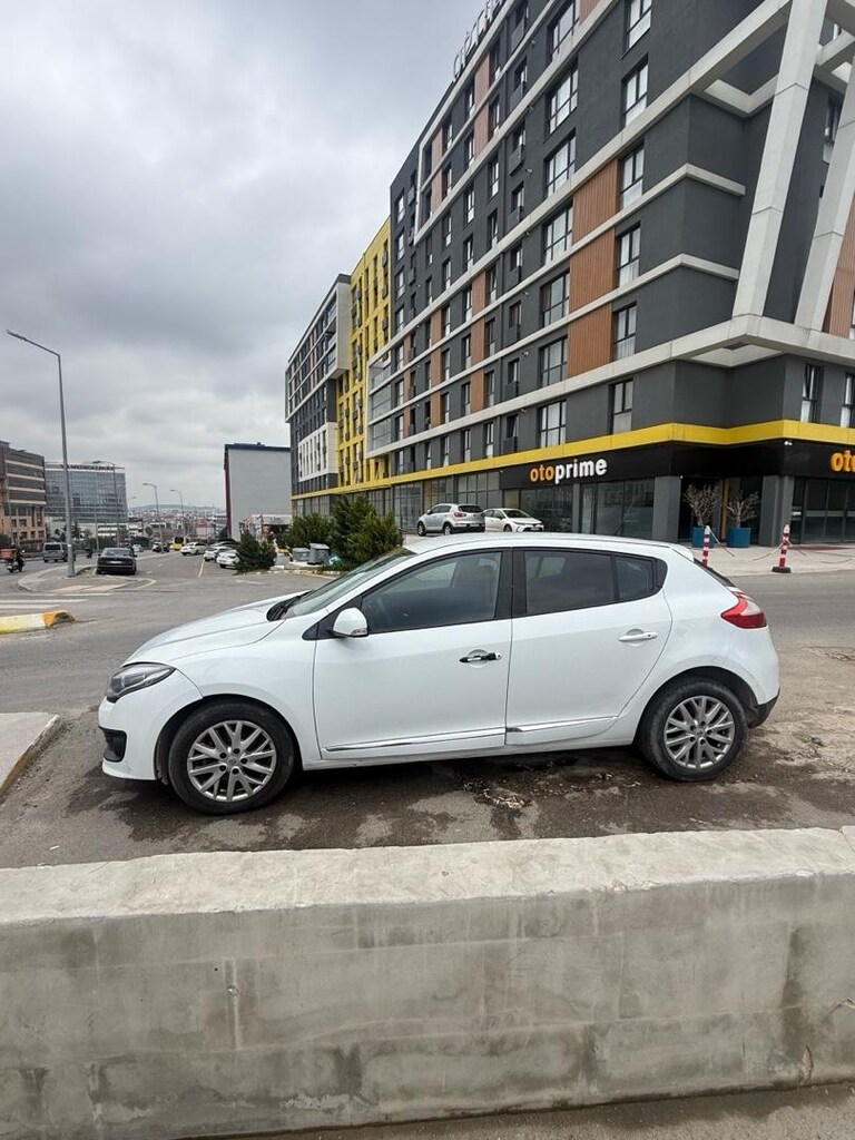 otomatik 2015 megane 630.000tl - 3
