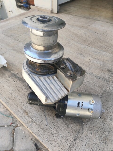 Azimut motoryattan çıkma ırgat