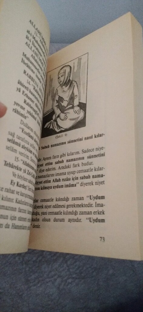 YUSUF TAVASLI RESİMLERLE NAMAZ ABDEST GUSÜL - 3