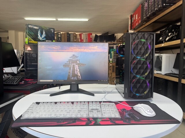 KASA*RYZEN 5 5500 İŞLEMCİ*16GB RAM *500GB SSD*RADEON RX7600 8GB E.K