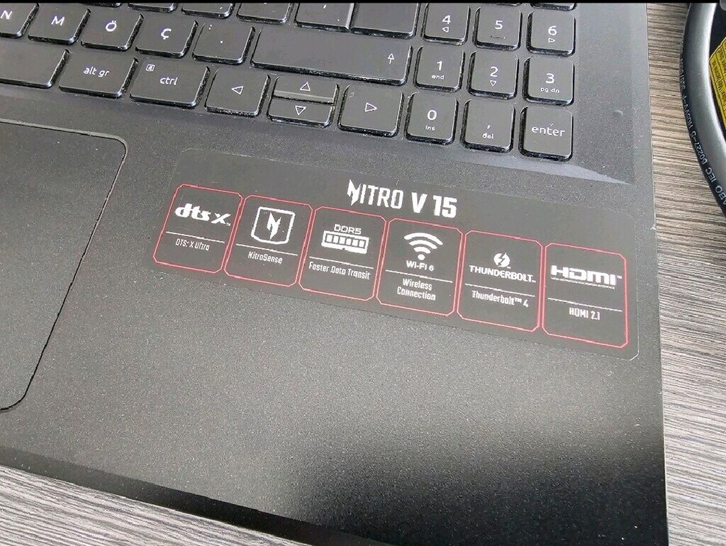 ACER NİTRO V15 - Mükemmel durumda - 8