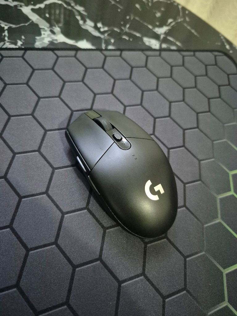 RTX 5060'LI GÜÇLÜ OYUNCU LAPTOPU – FULL GAMING SET - 17