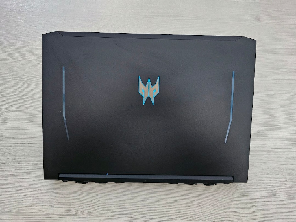 Acer Predator Helios 300 Rtx3060 i7 Laptop - 6