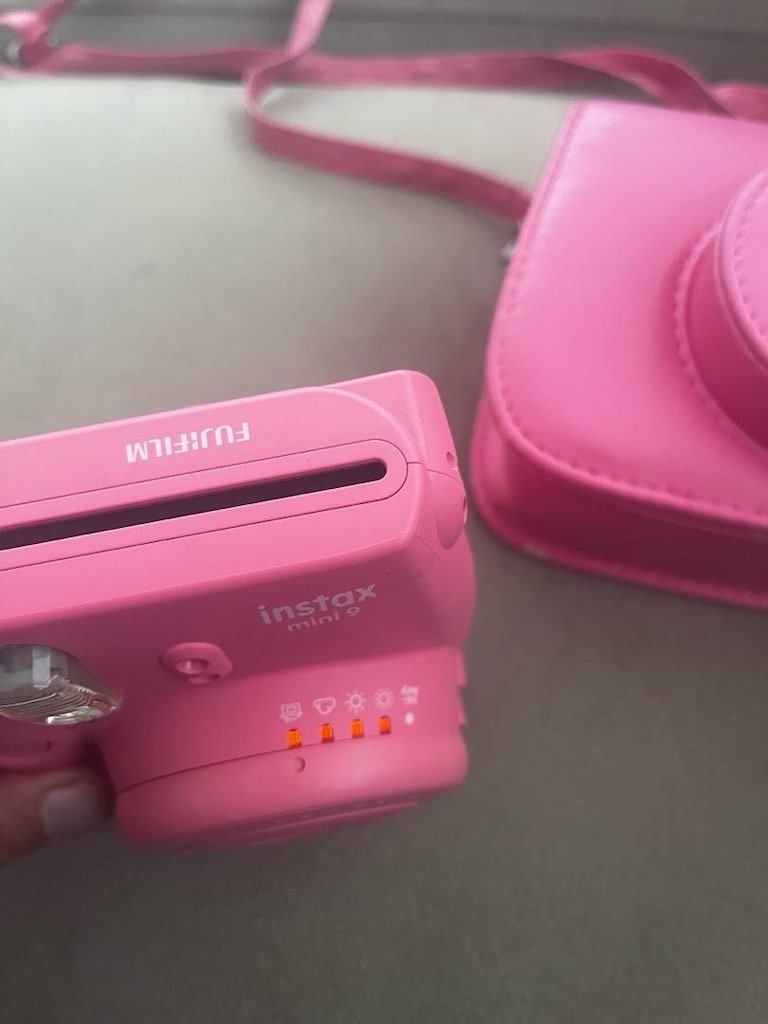 Instax Mini 9 ve Çantası - 4