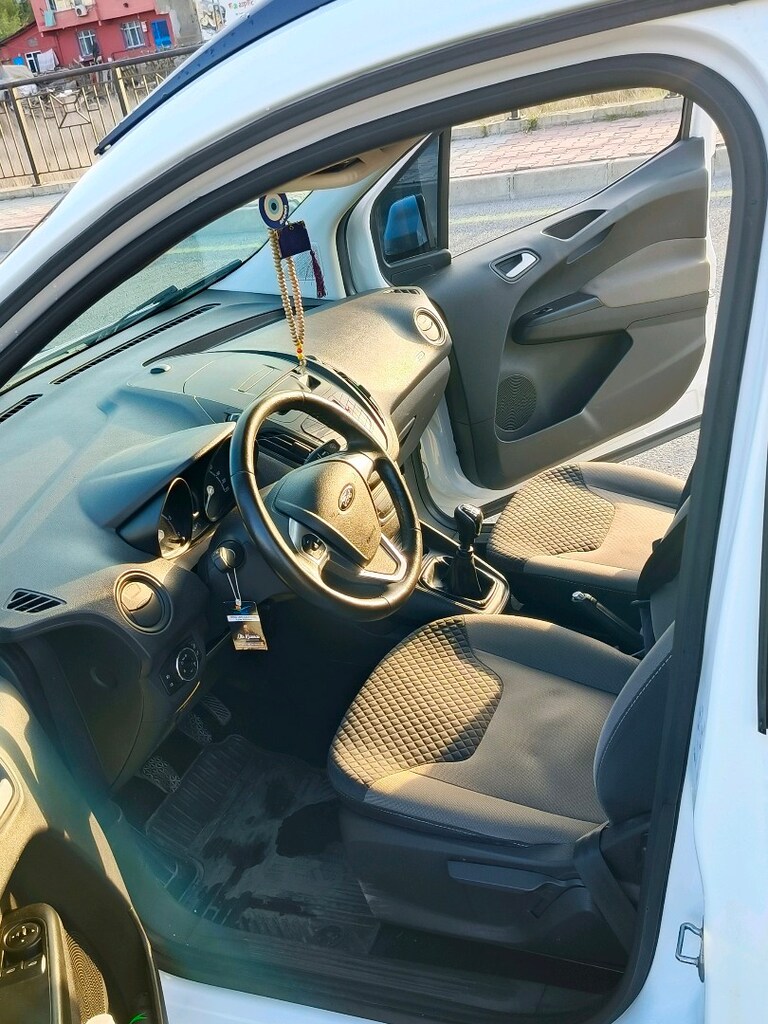 acil satılık Ford Tourneo courier - 11
