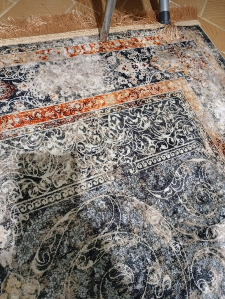 3 metre kare kaymaz halı - 7