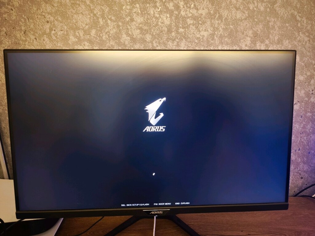 Gigabyte FI32Q 31,5" 1ms 2K oyuncu monitörü tertemiz uygun. - 2